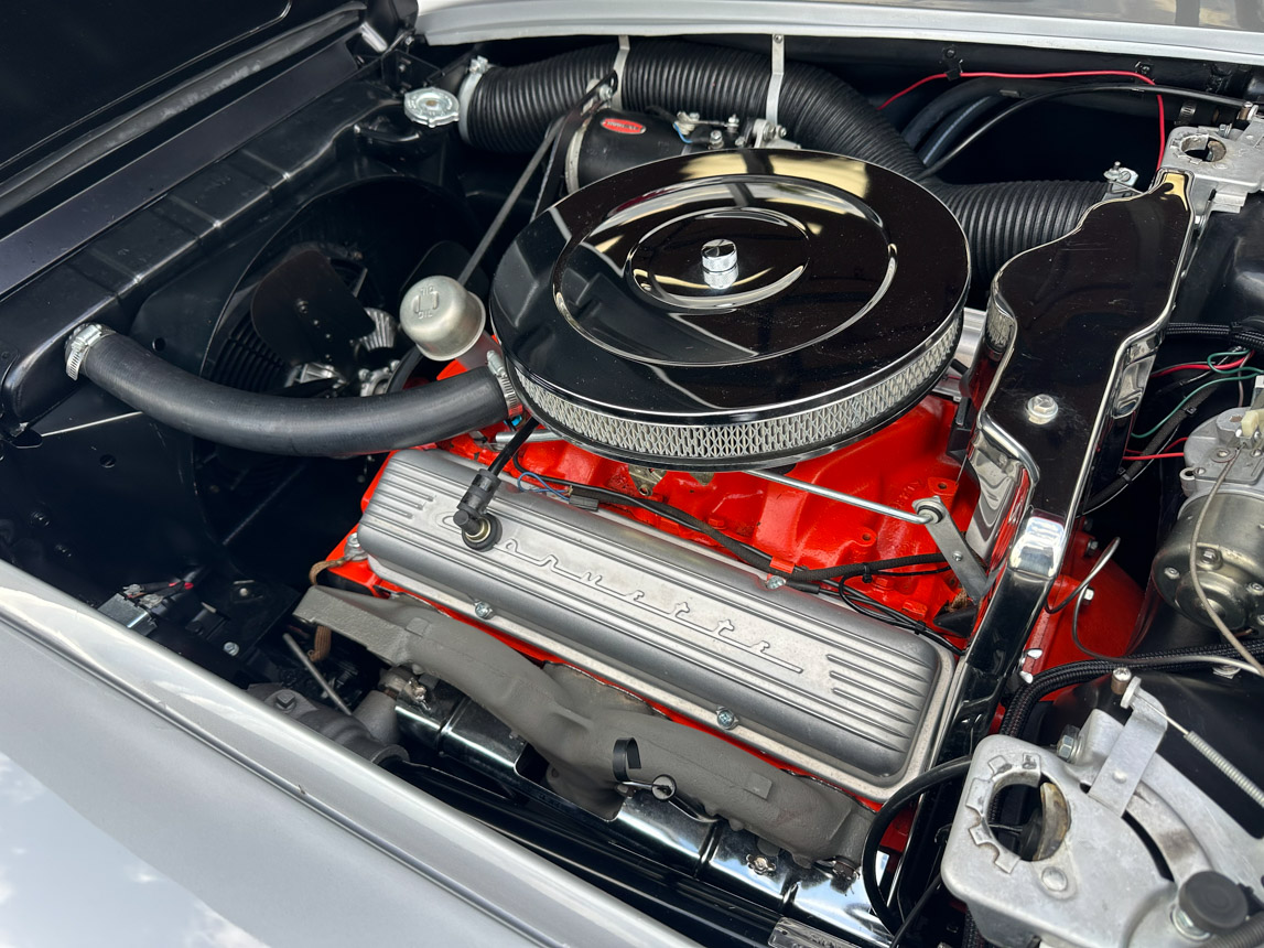 1960 Silver Corvette Convertible 8823