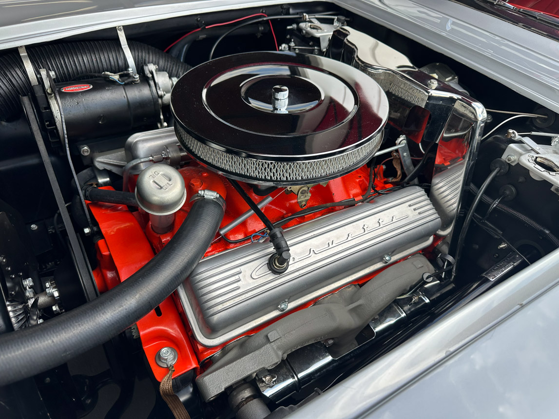 1960 Silver Corvette Convertible 8824