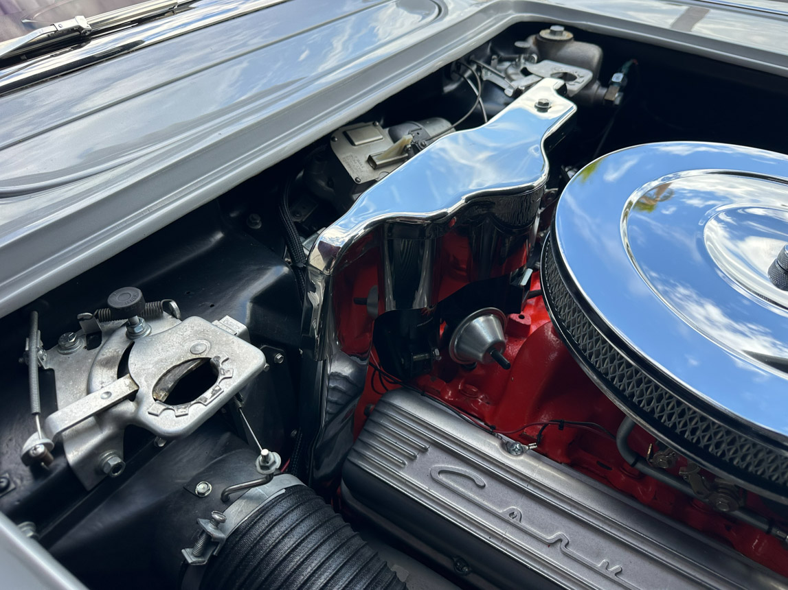 1960 Silver Corvette Convertible 8828