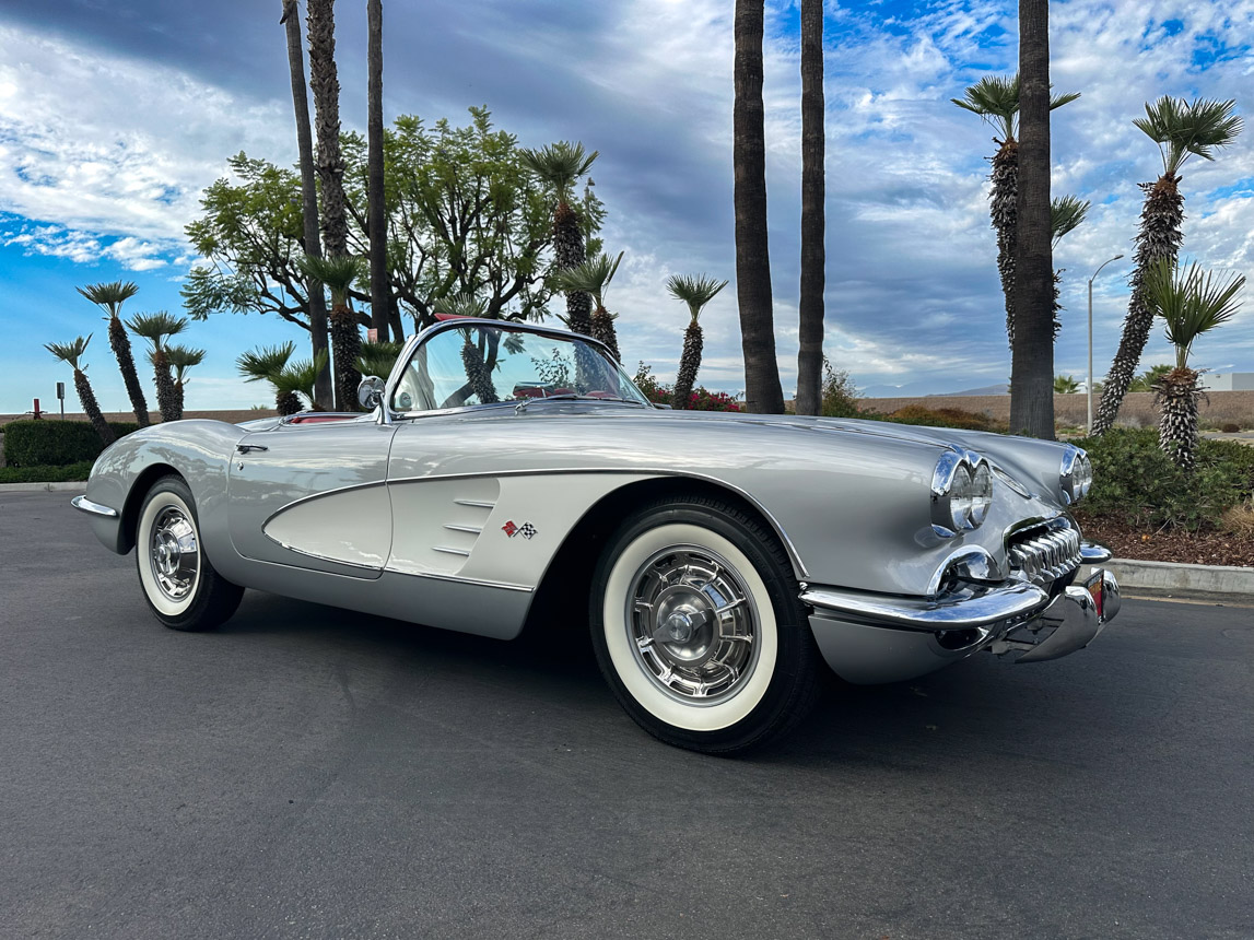 1960 Silver Corvette Convertible 8845