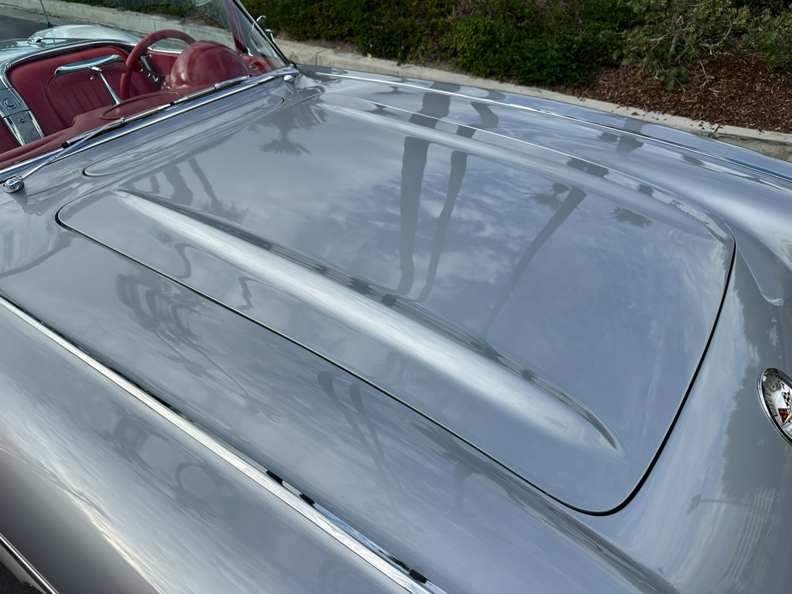 1960 Silver Corvette Convertible 8854