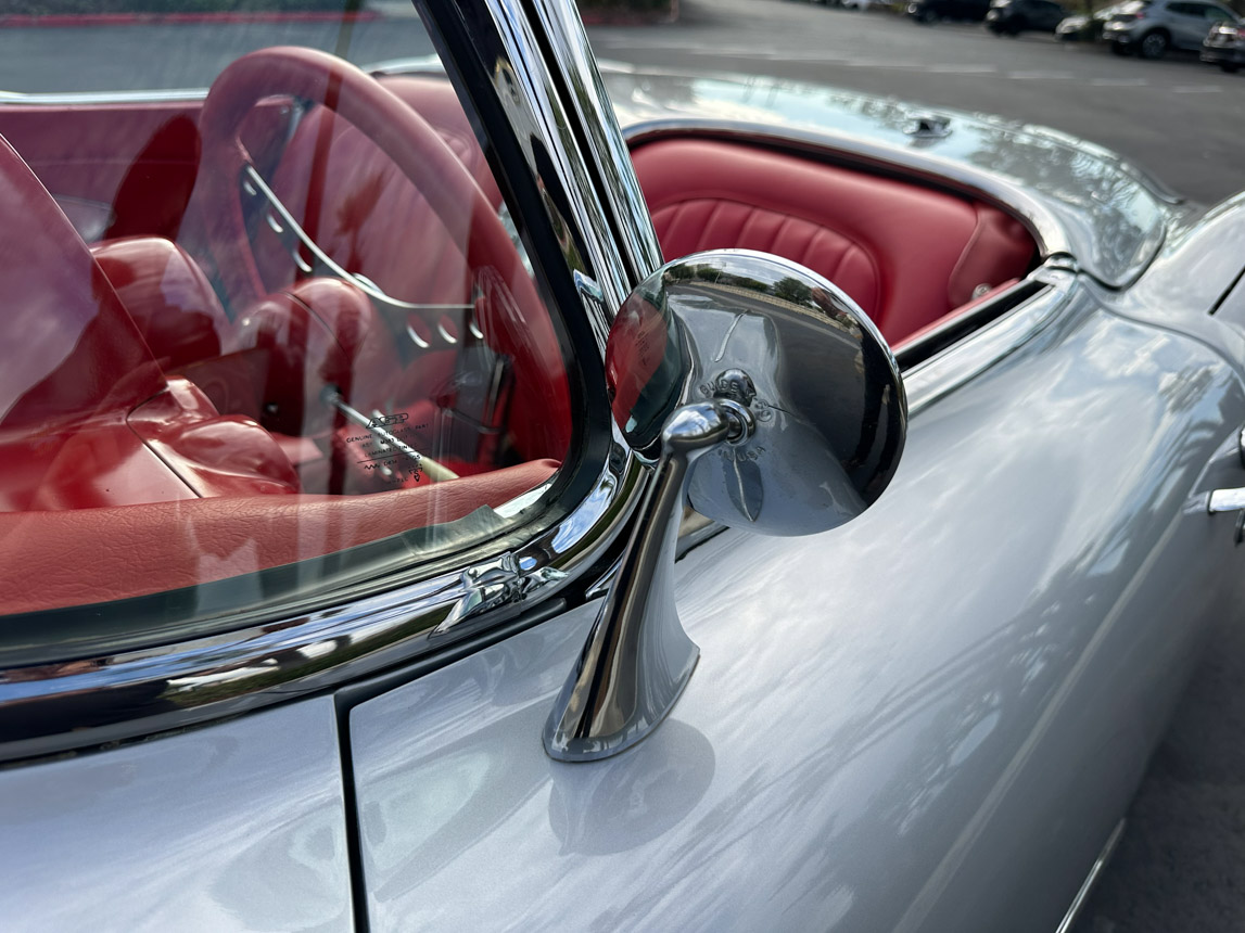 1960 Silver Corvette Convertible 8861