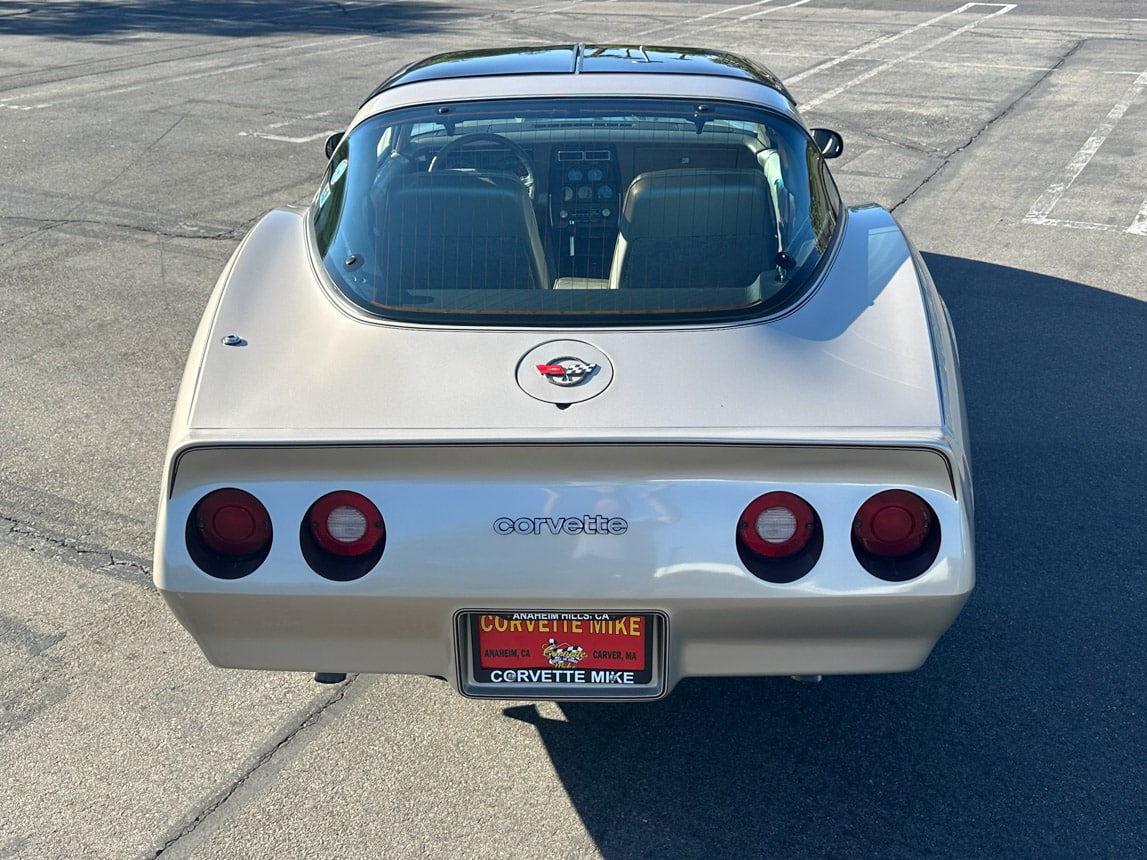 1982 Corvette Collector Edition 8527
