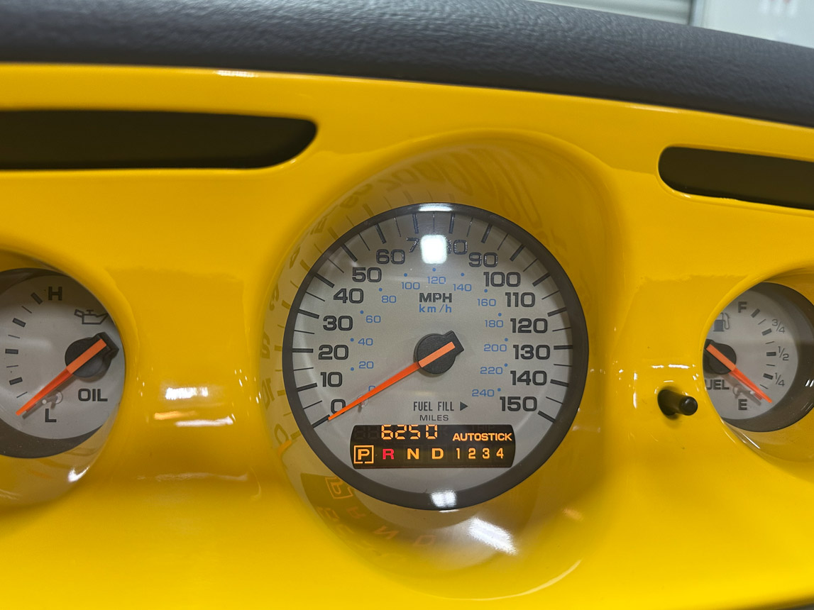 1999 Yellow Prowler 8654