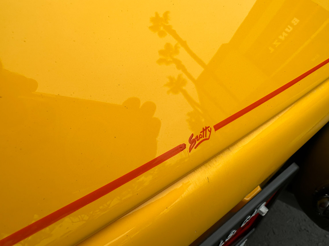 1999 Yellow Prowler 8688
