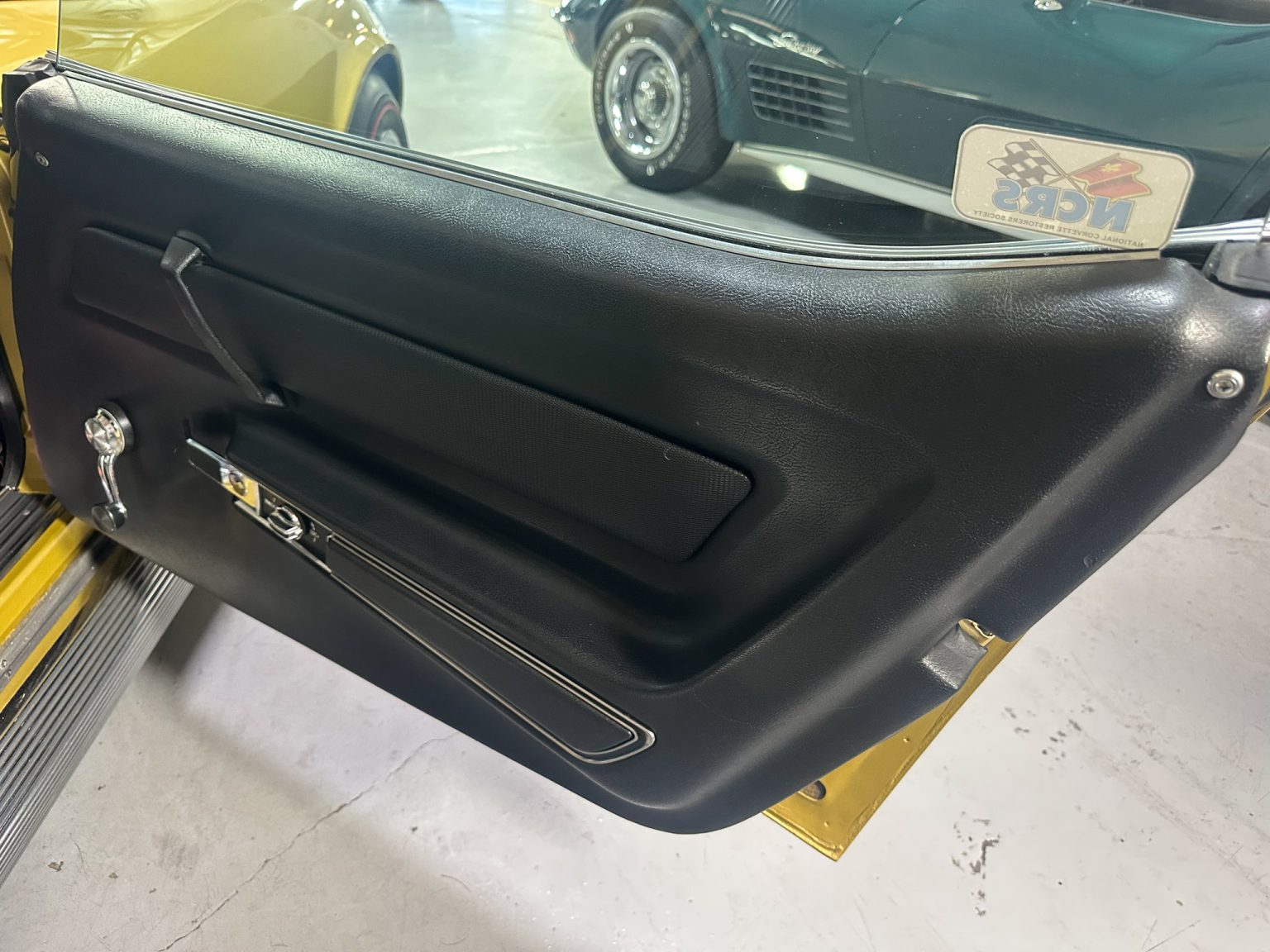 BaT 1969 Glod L88 Corvette 6660
