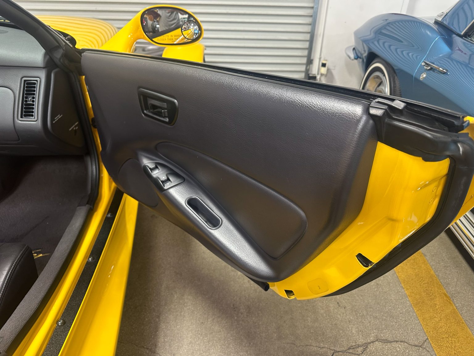 BaT 1999 Yellow Prowler-8664