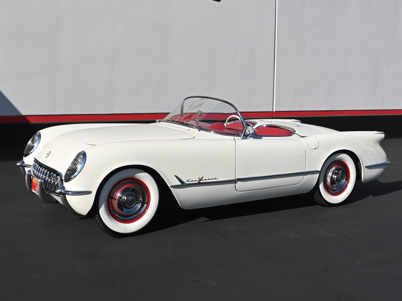 1955 White Corvette 0208