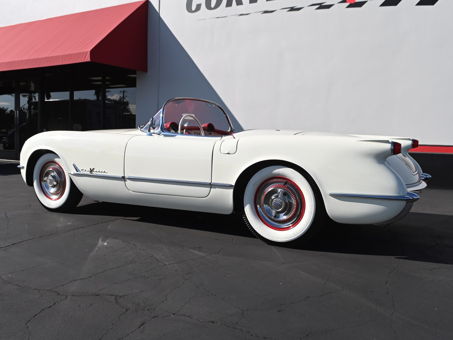 1955 White Corvette 0222
