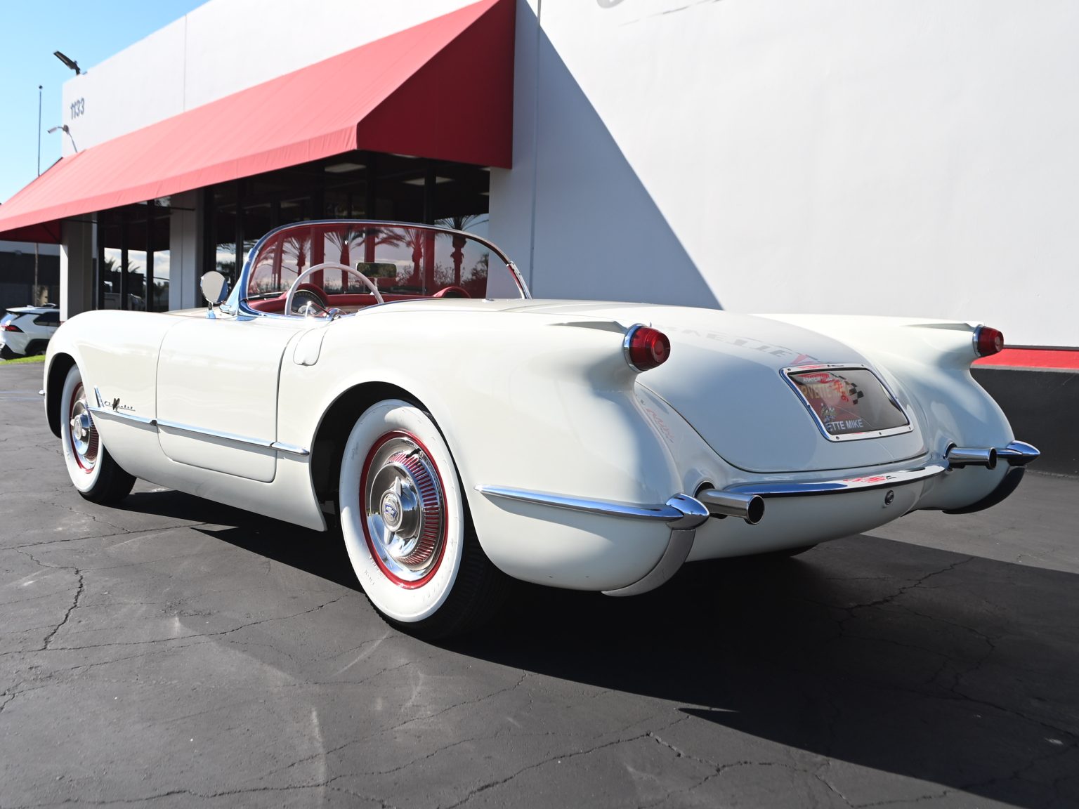 1955 White Corvette 0225