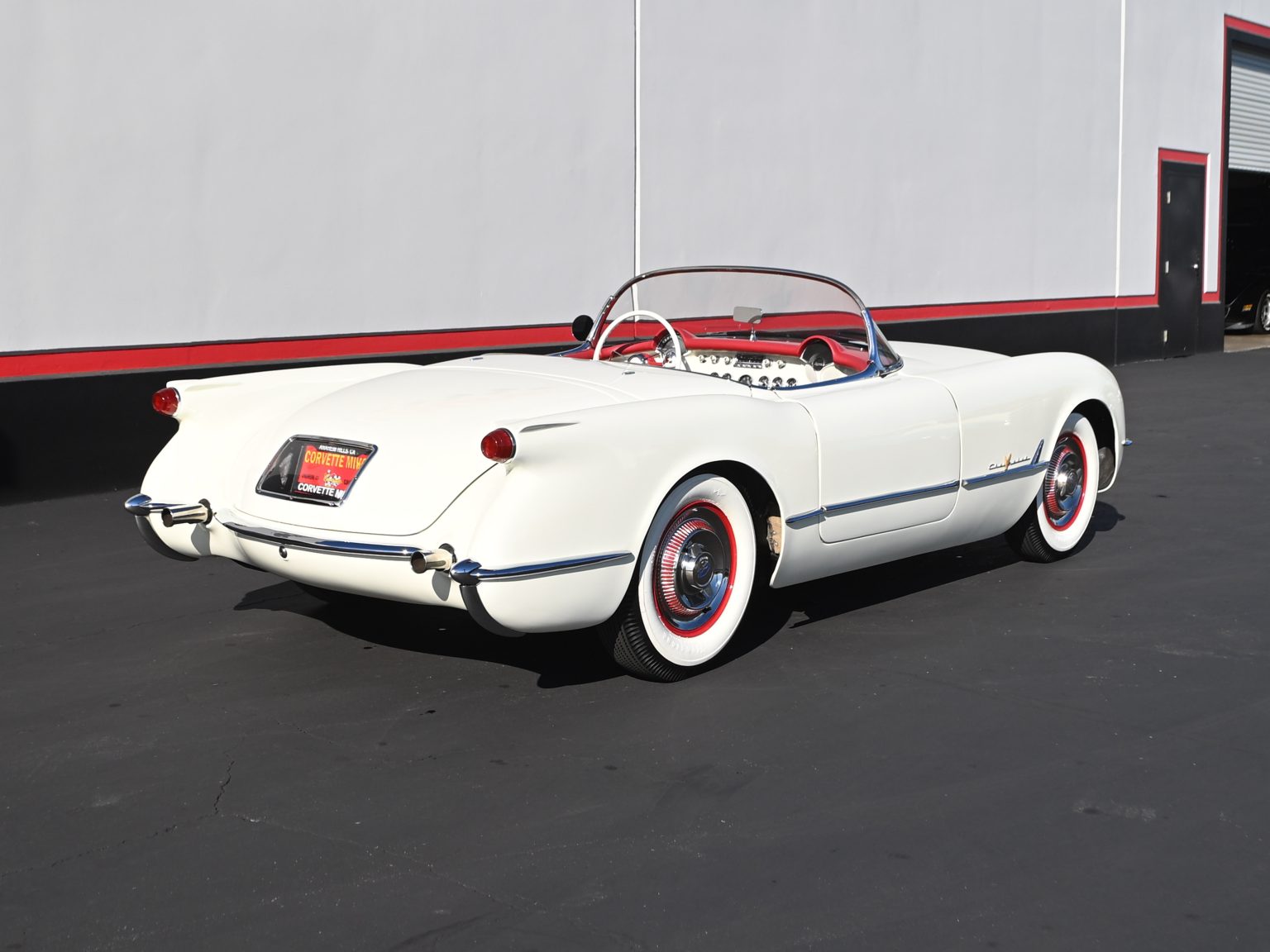 1955 White Corvette 0227