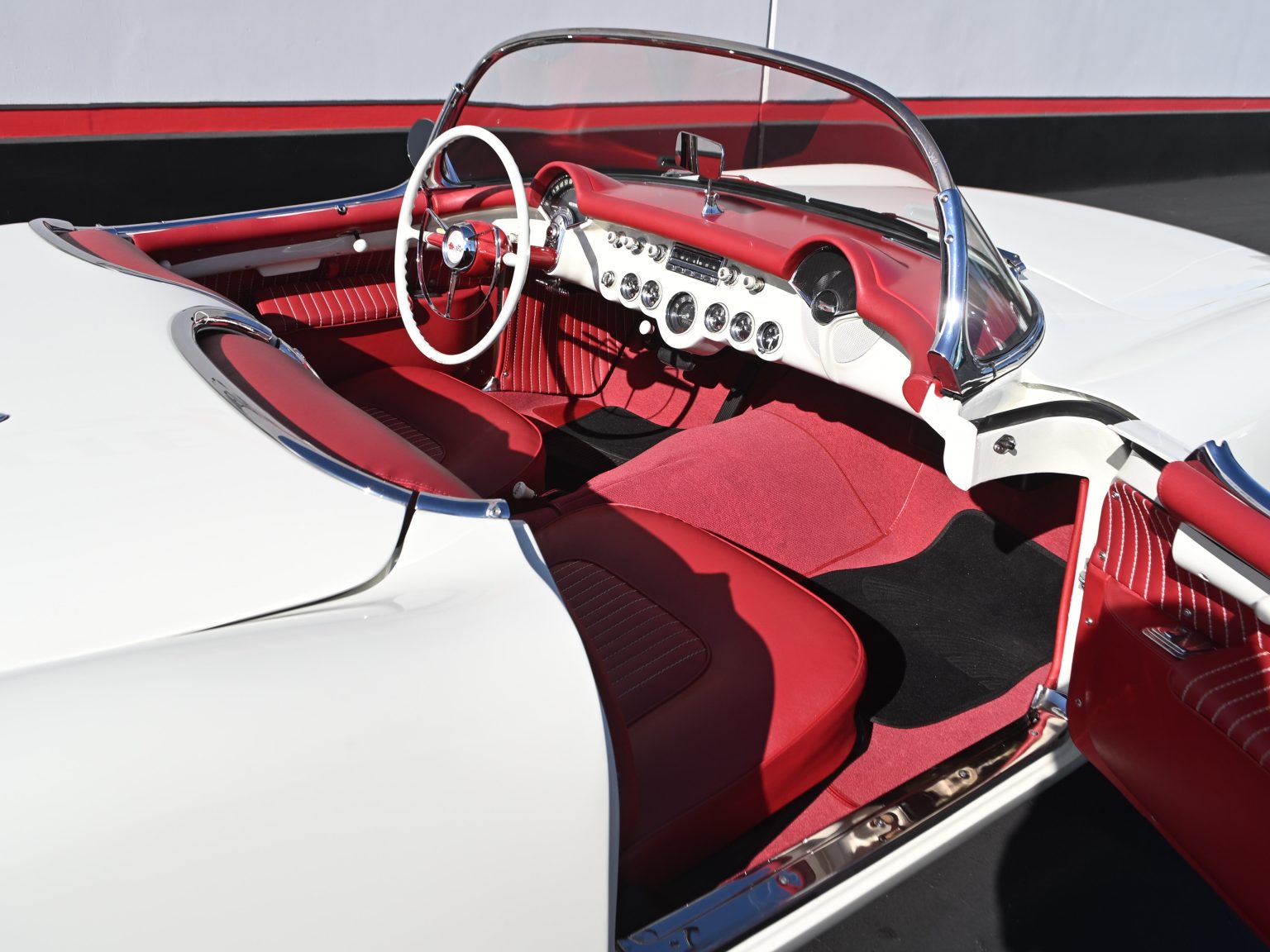 1955 White Corvette 0252