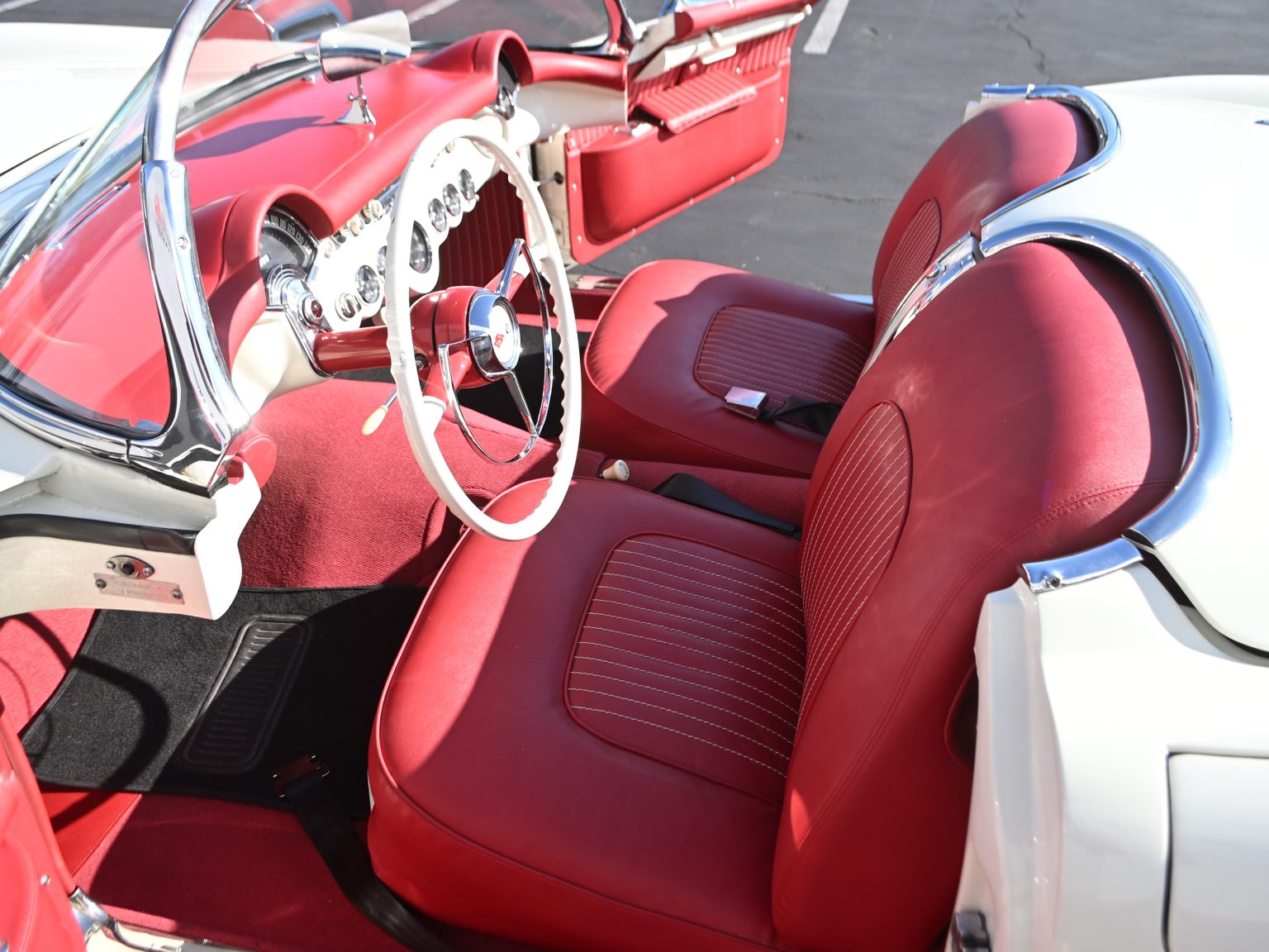 1955 White Corvette 0256