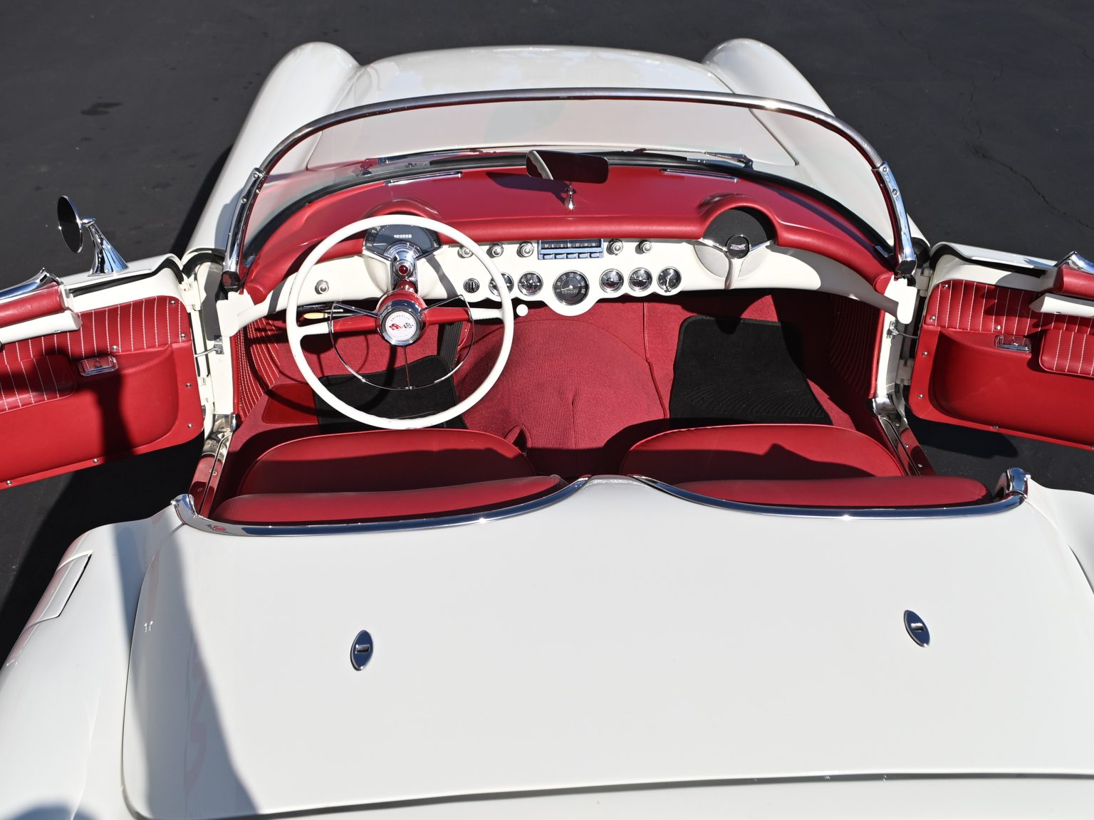 1955 White Corvette 0262