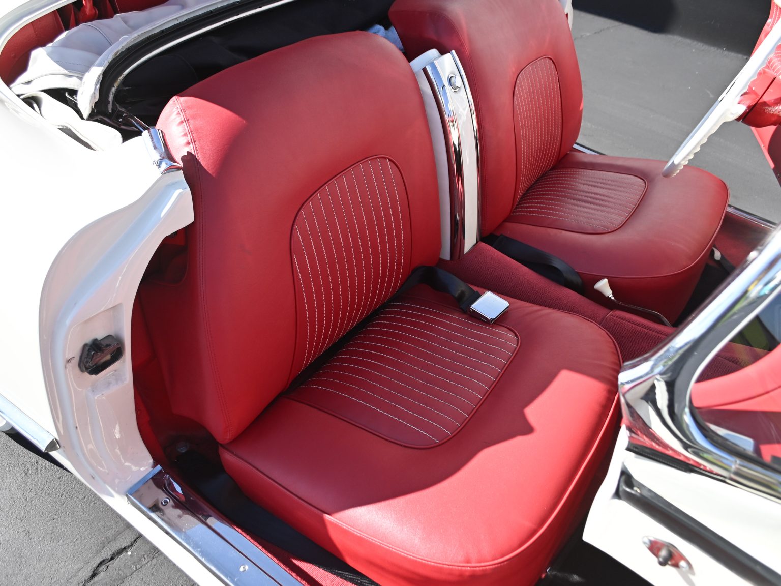 1955 White Corvette 0266