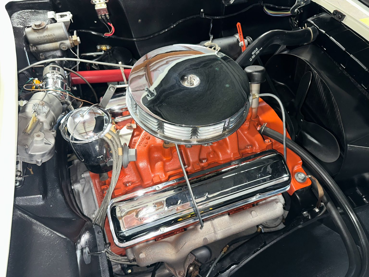 1955 White Corvette 9902