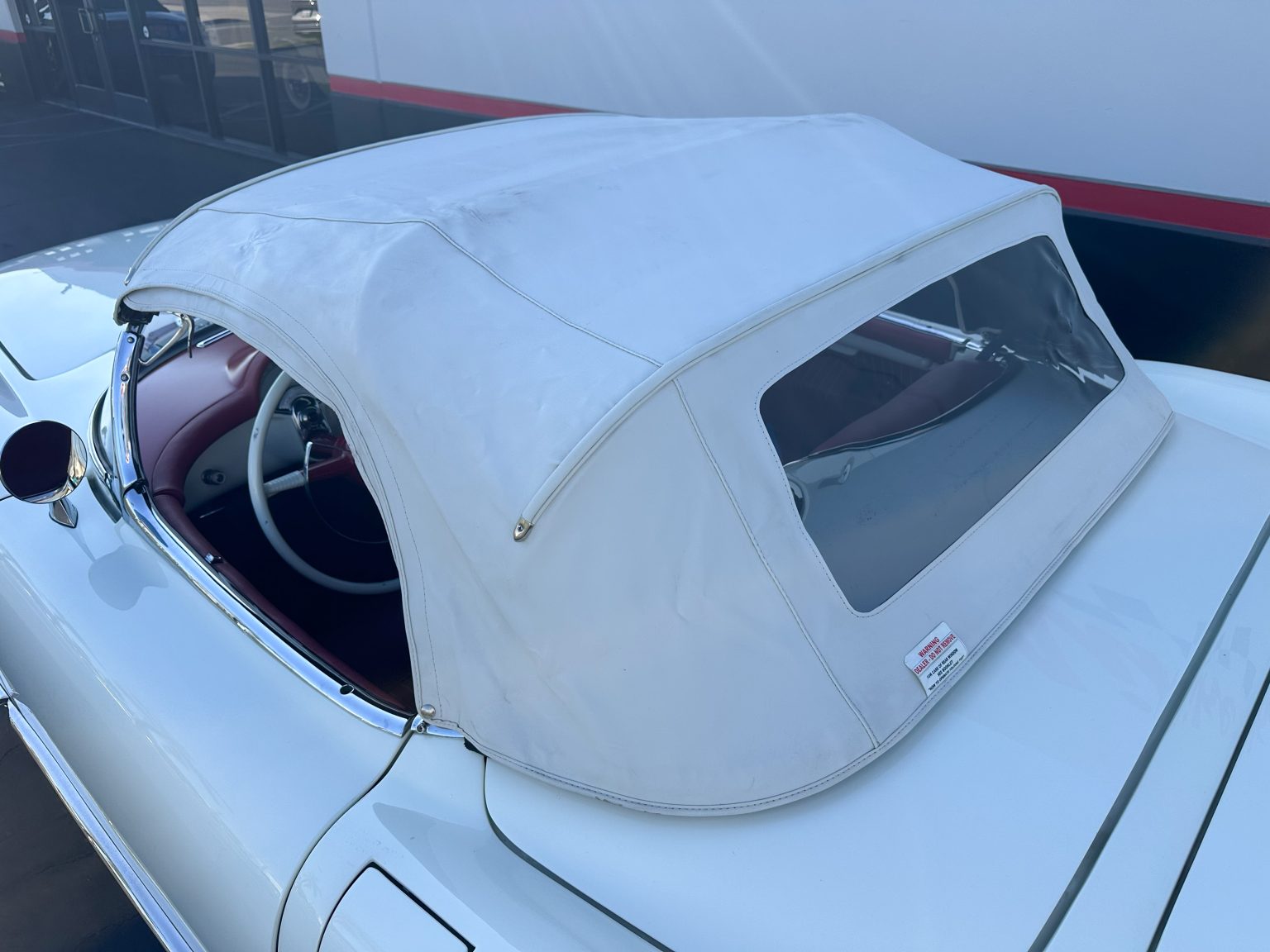 1955 White Corvette 9906