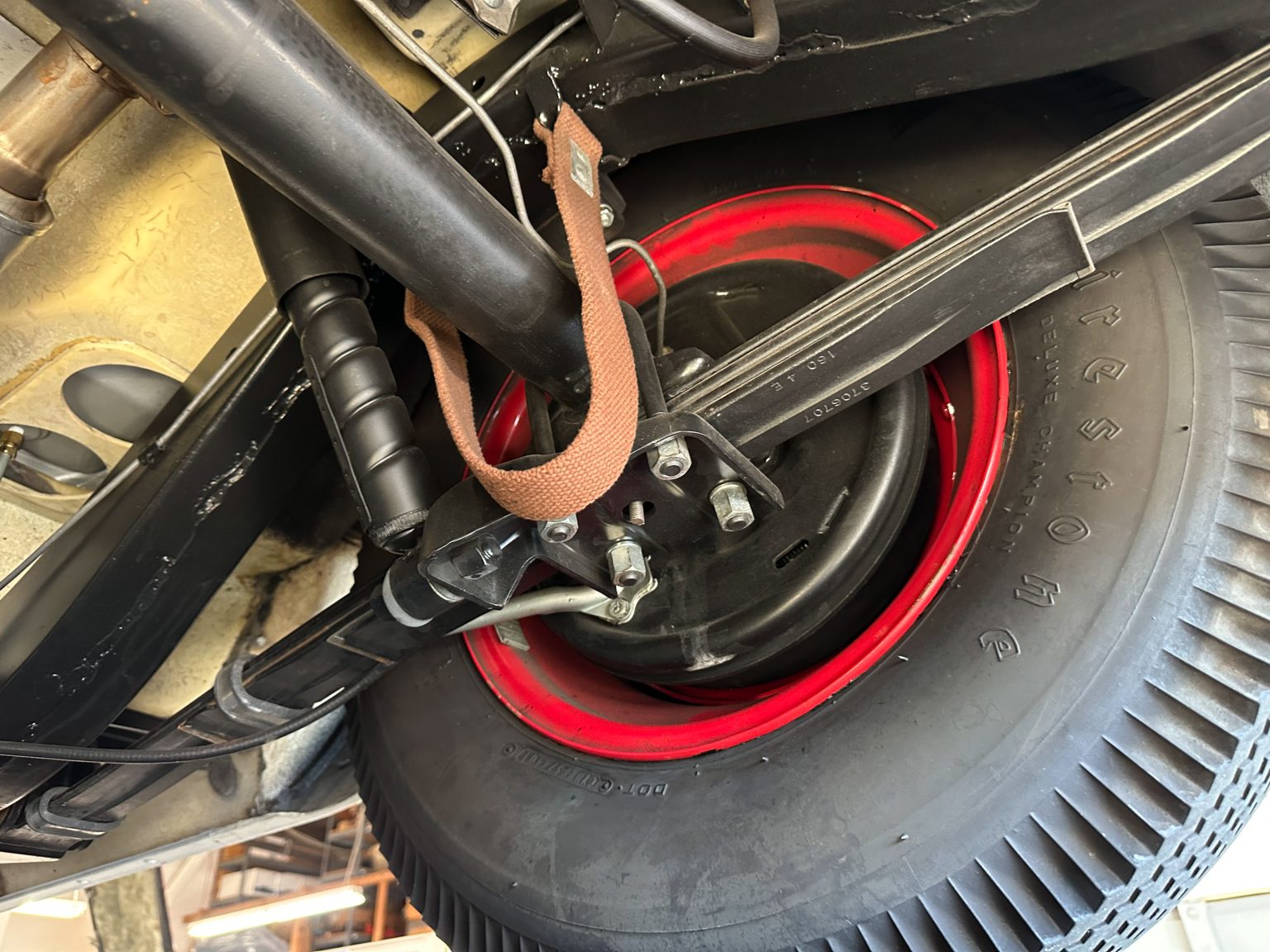 1955 White Corvette 9918