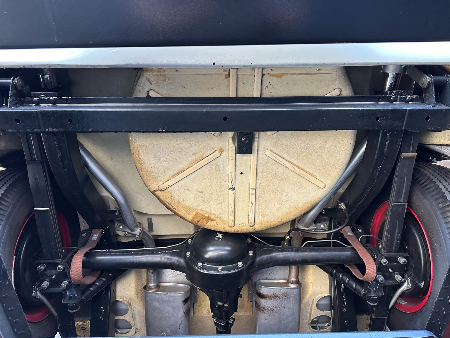 1955 White Corvette 9919