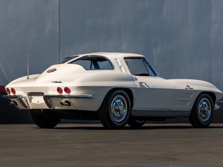 1963 Ermine White ZO6 Coupe