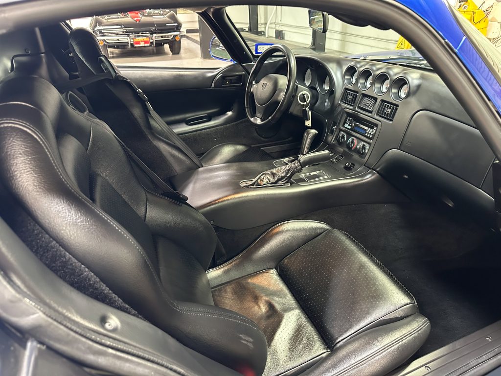 1996 Blue Viper GTS 0317