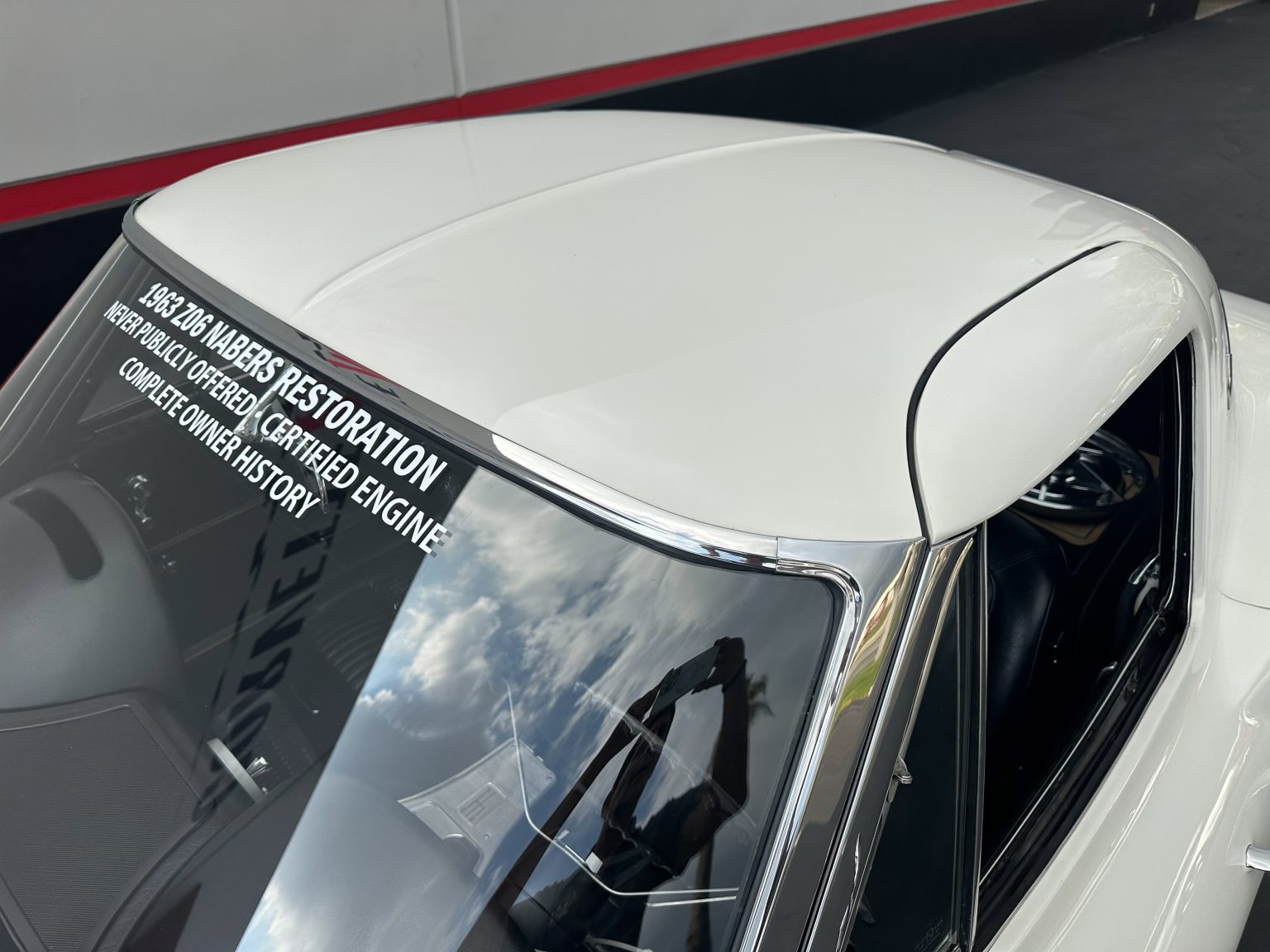 C&B 1963 White ZO6 0224