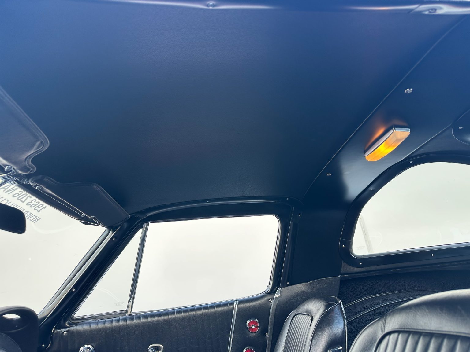 C&B 1963 White ZO6 0234