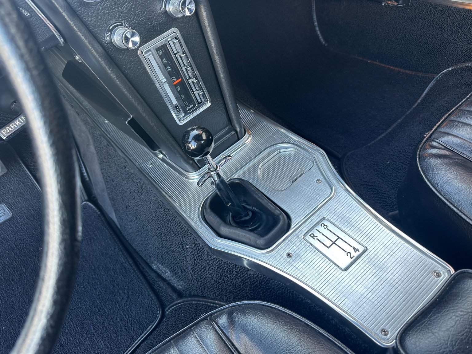 C&B 1963 White ZO6 0239