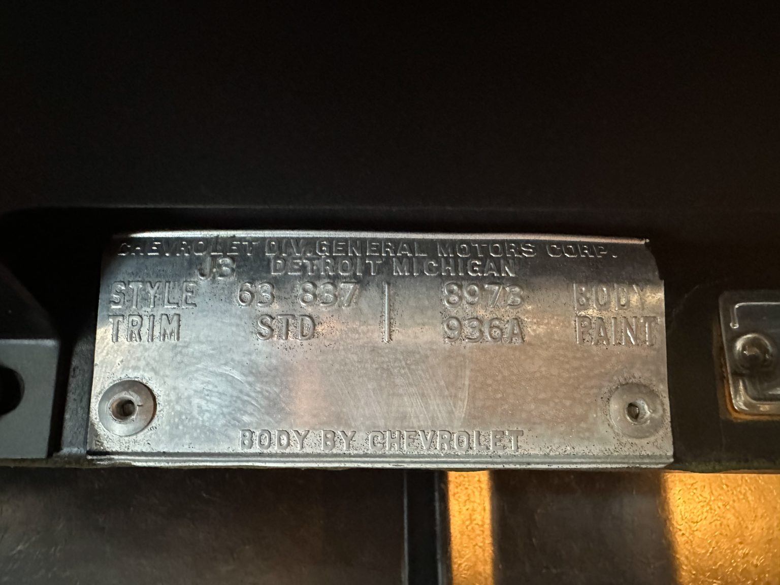 C&B 1963 White ZO6 0242