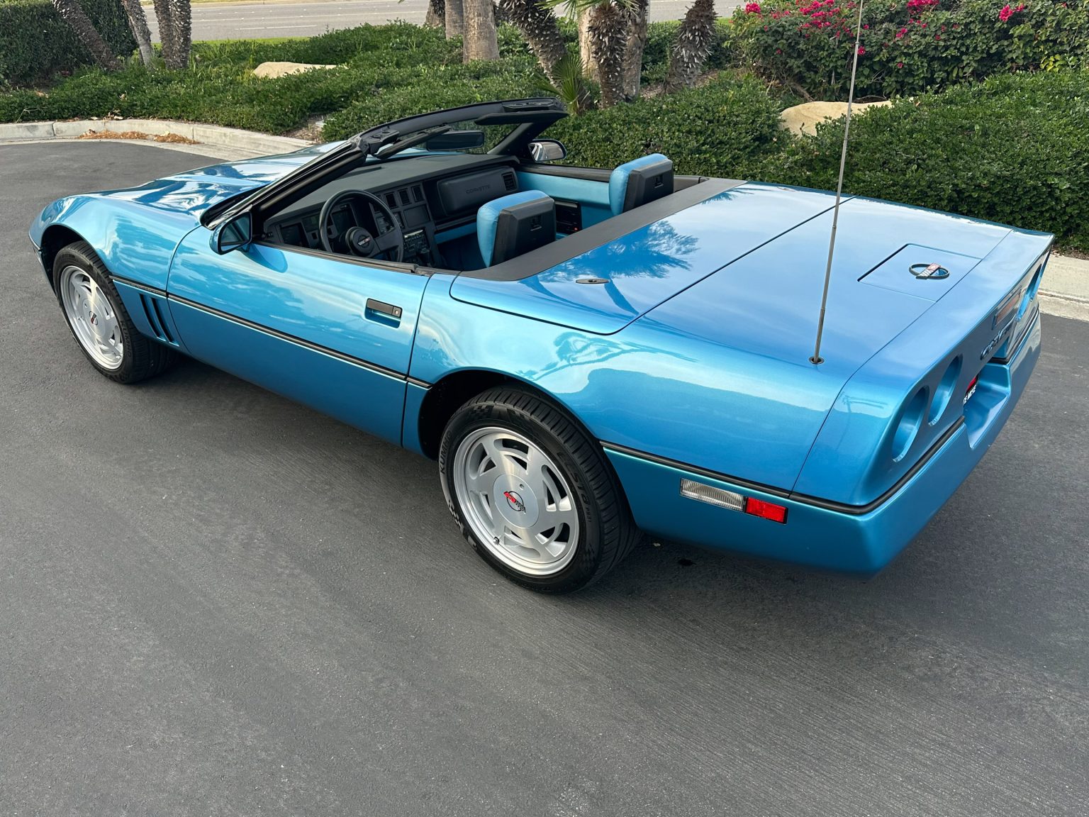 1989 Blue Corvette Convertible 0835
