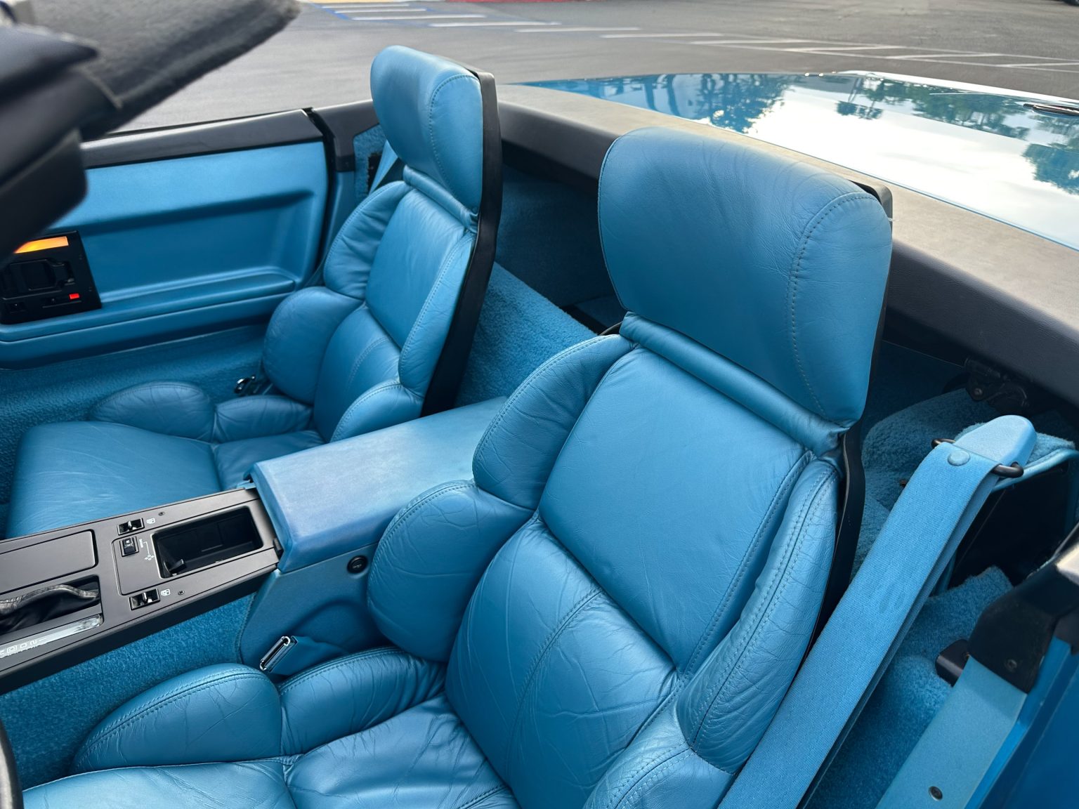 1989 Blue Corvette Convertible 0858