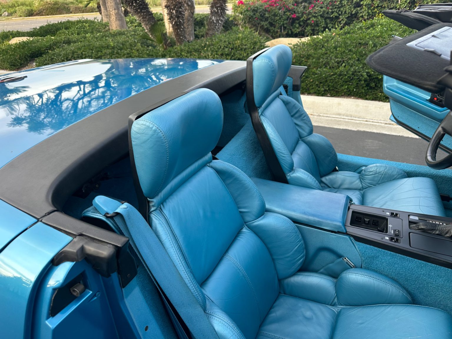 1989 Blue Corvette Convertible 0870
