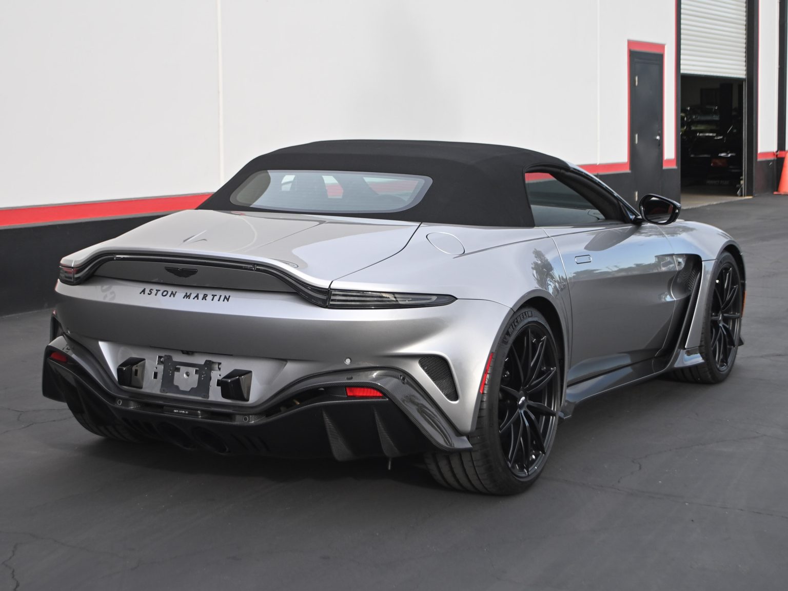 2023 Aston Martin Vantage V12 Roadster 0554