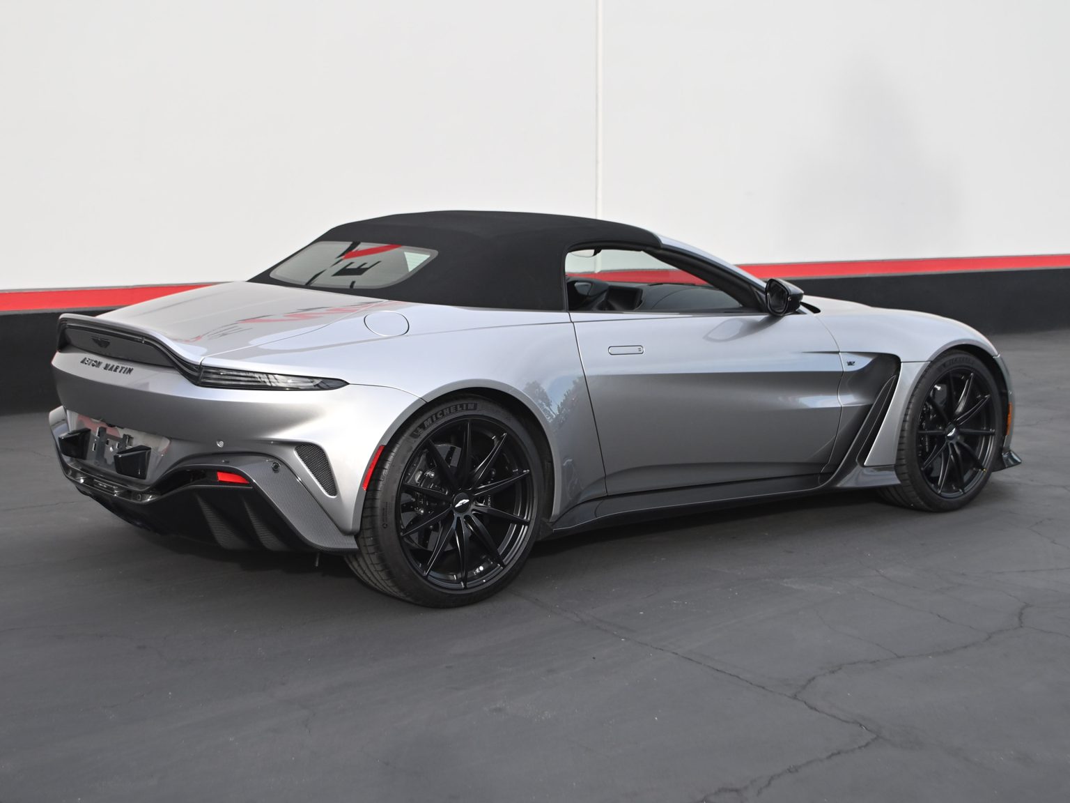 2023 Aston Martin Vantage V12 Roadster 0557