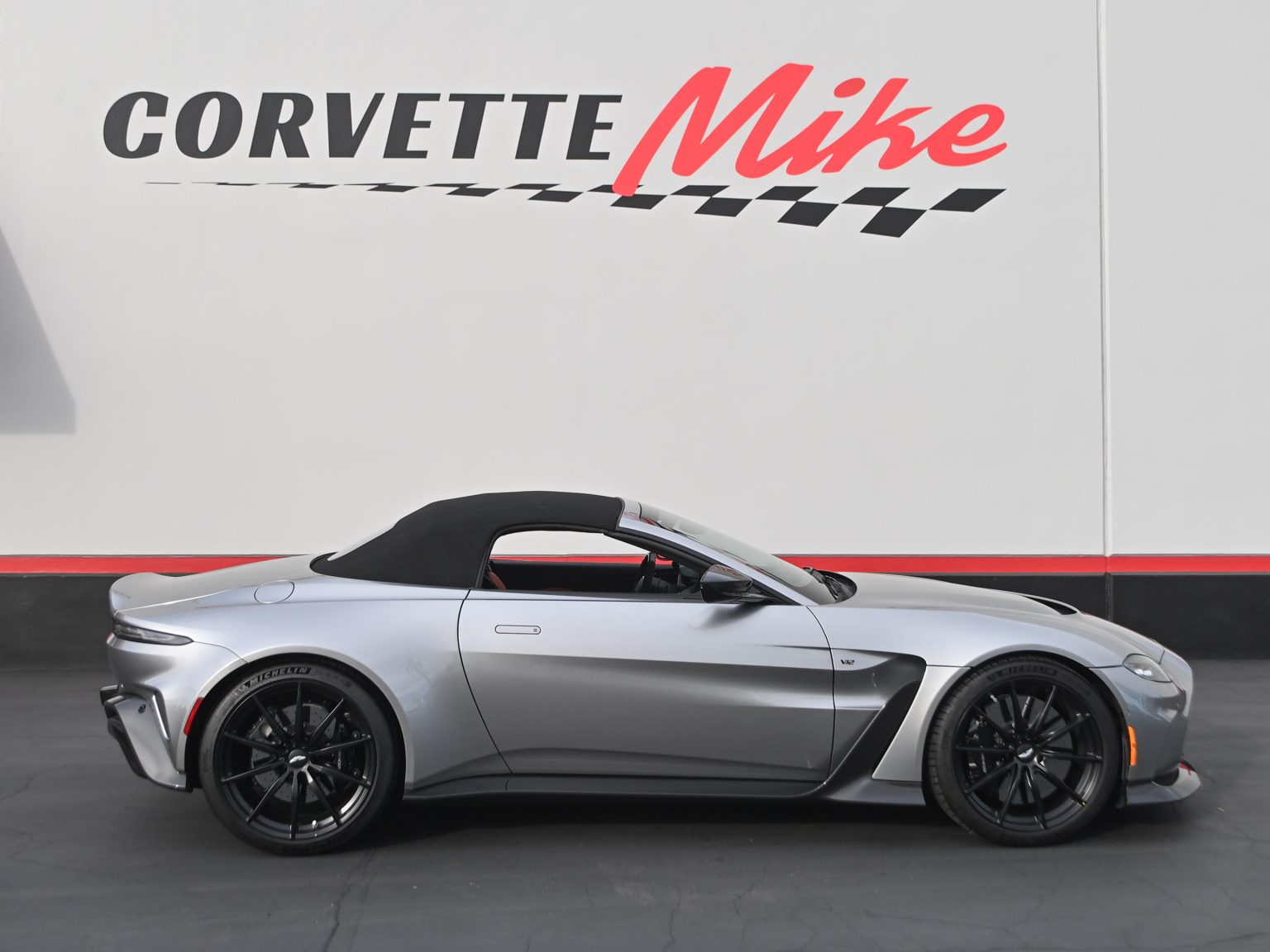 2023 Aston Martin Vantage V12 Roadster 0560