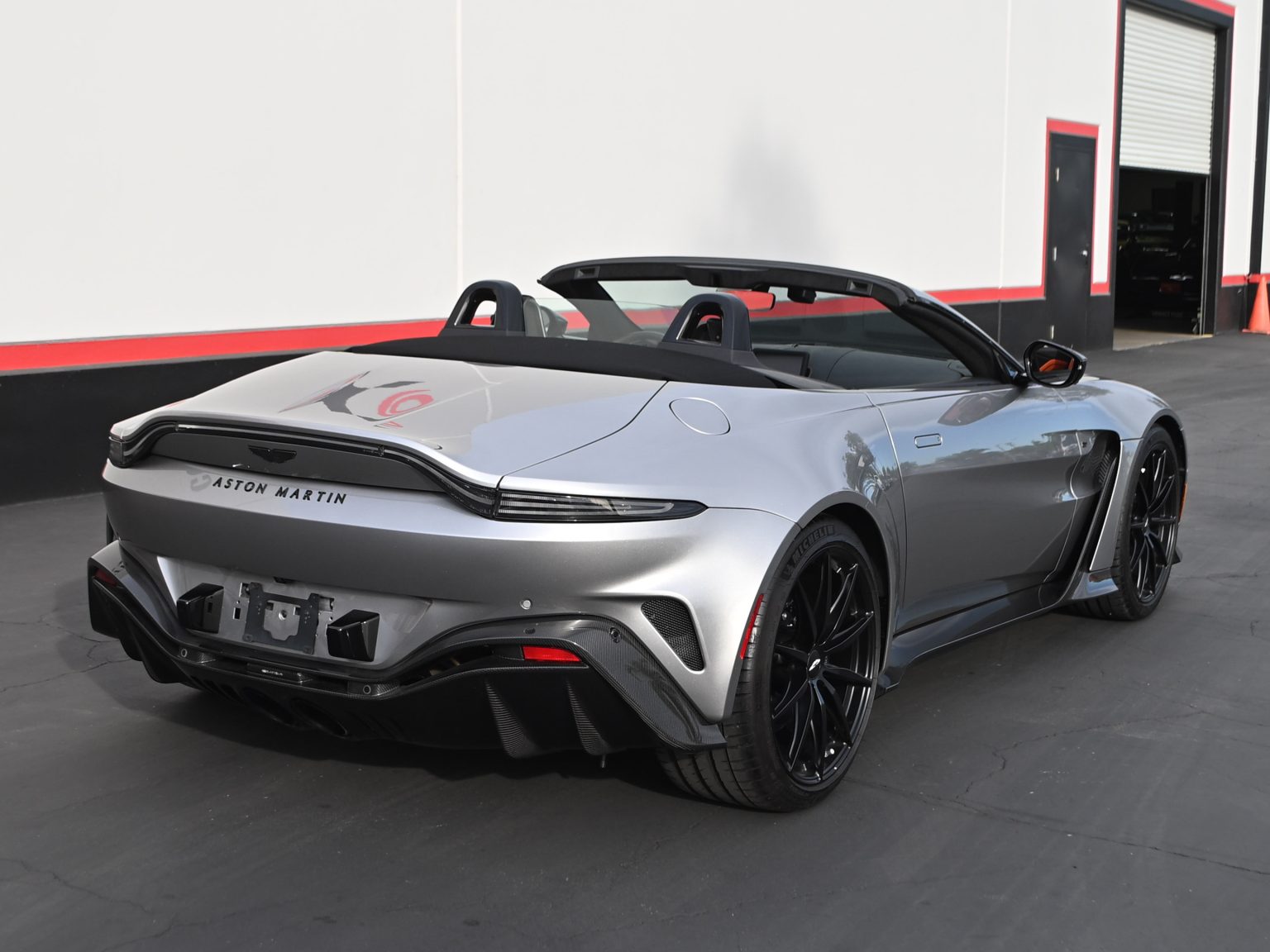 2023 Aston Martin Vantage V12 Roadster 0572