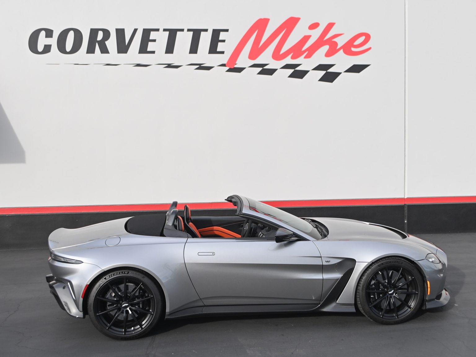 2023 Aston Martin Vantage V12 Roadster 0578