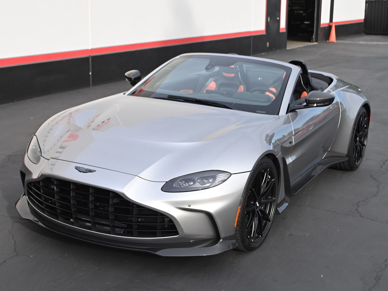 2023 Aston Martin Vantage V12 Roadster 0587