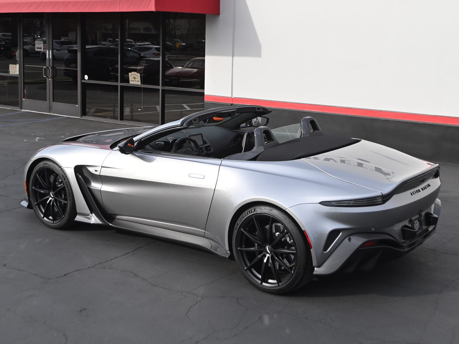 2023 Aston Martin Vantage V12 Roadster 0599