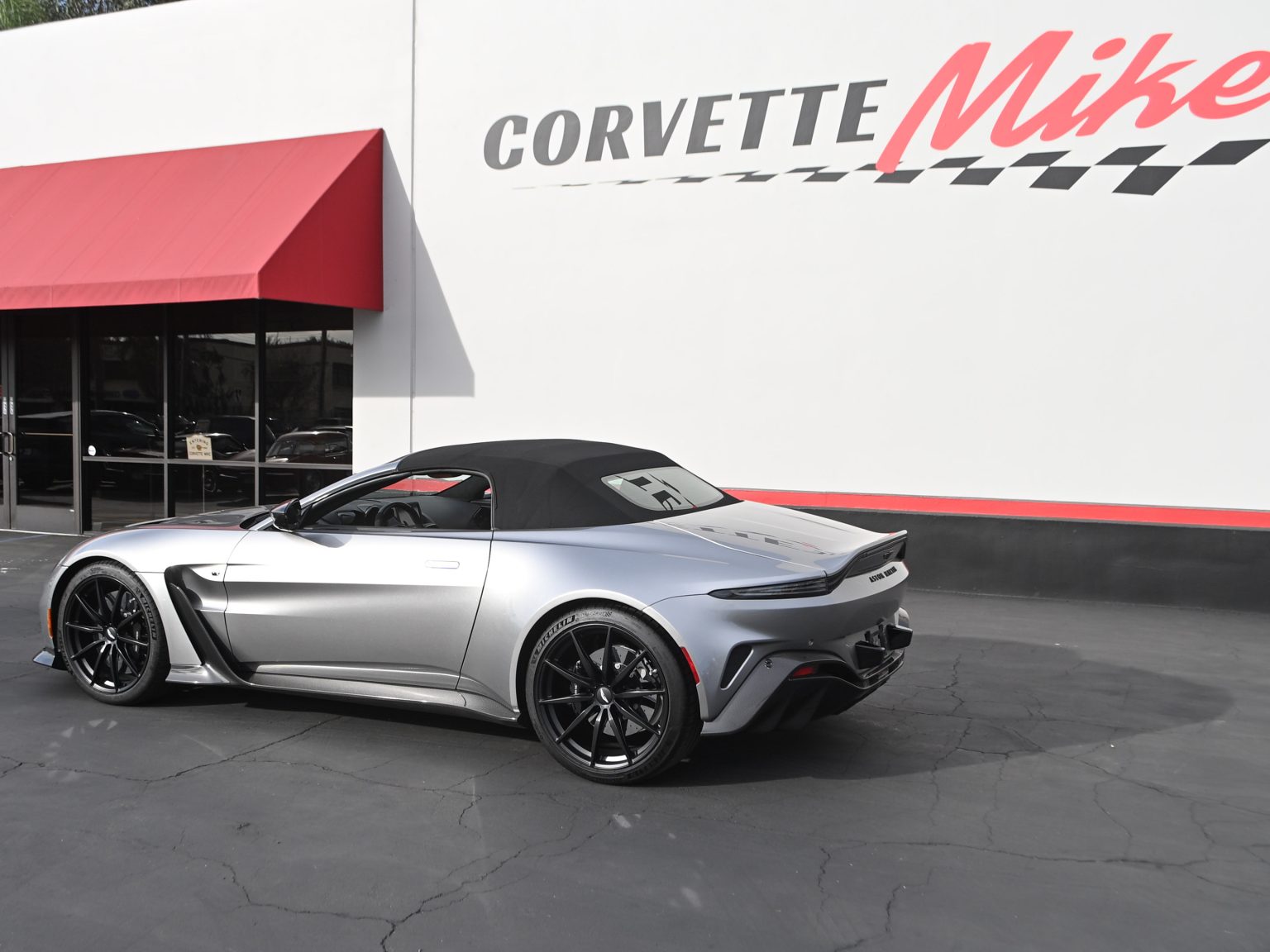 2023 Aston Martin Vantage V12 Roadster 0621