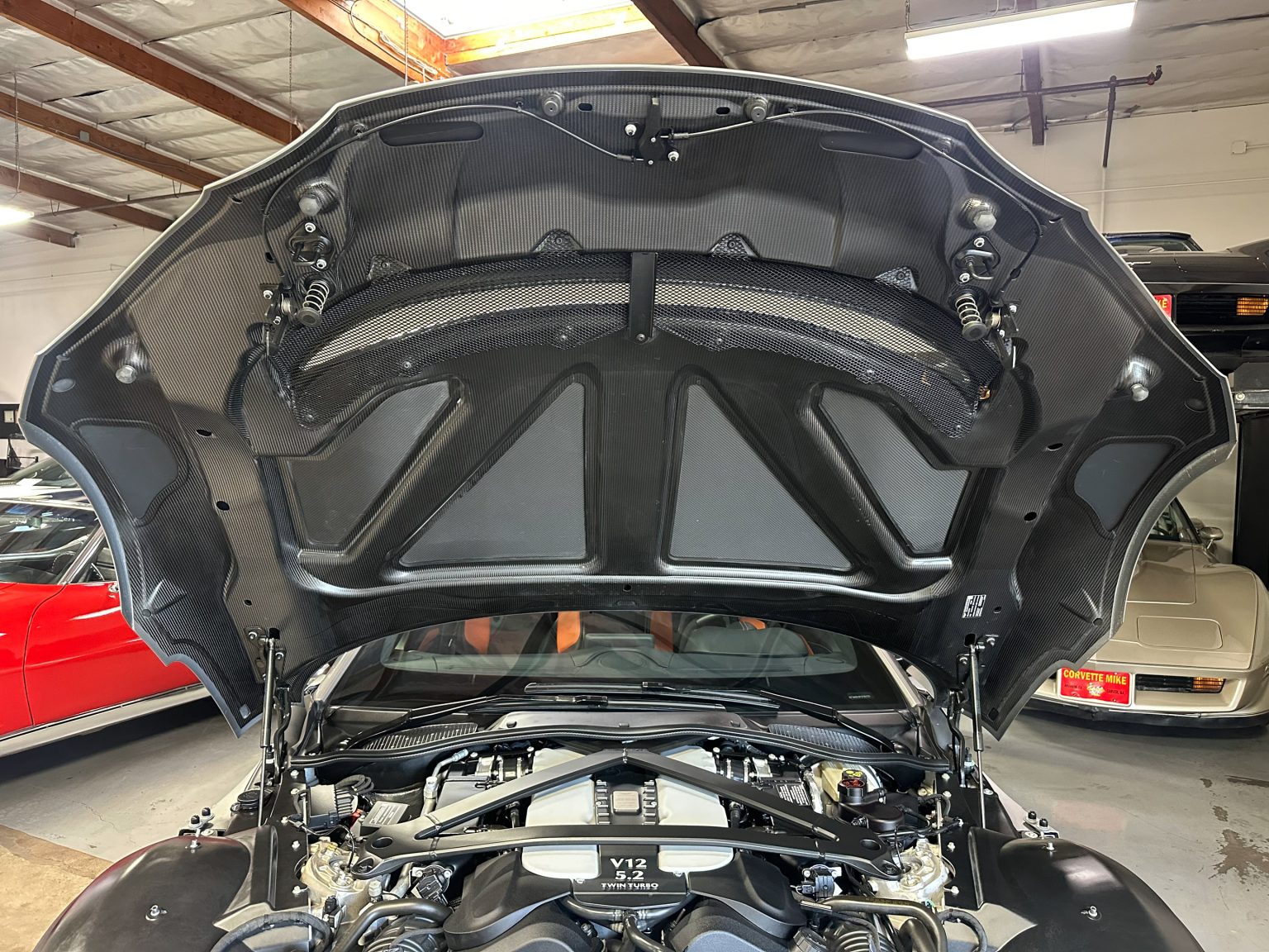 2023 Aston Martin Vantage V12 Roadster 0736