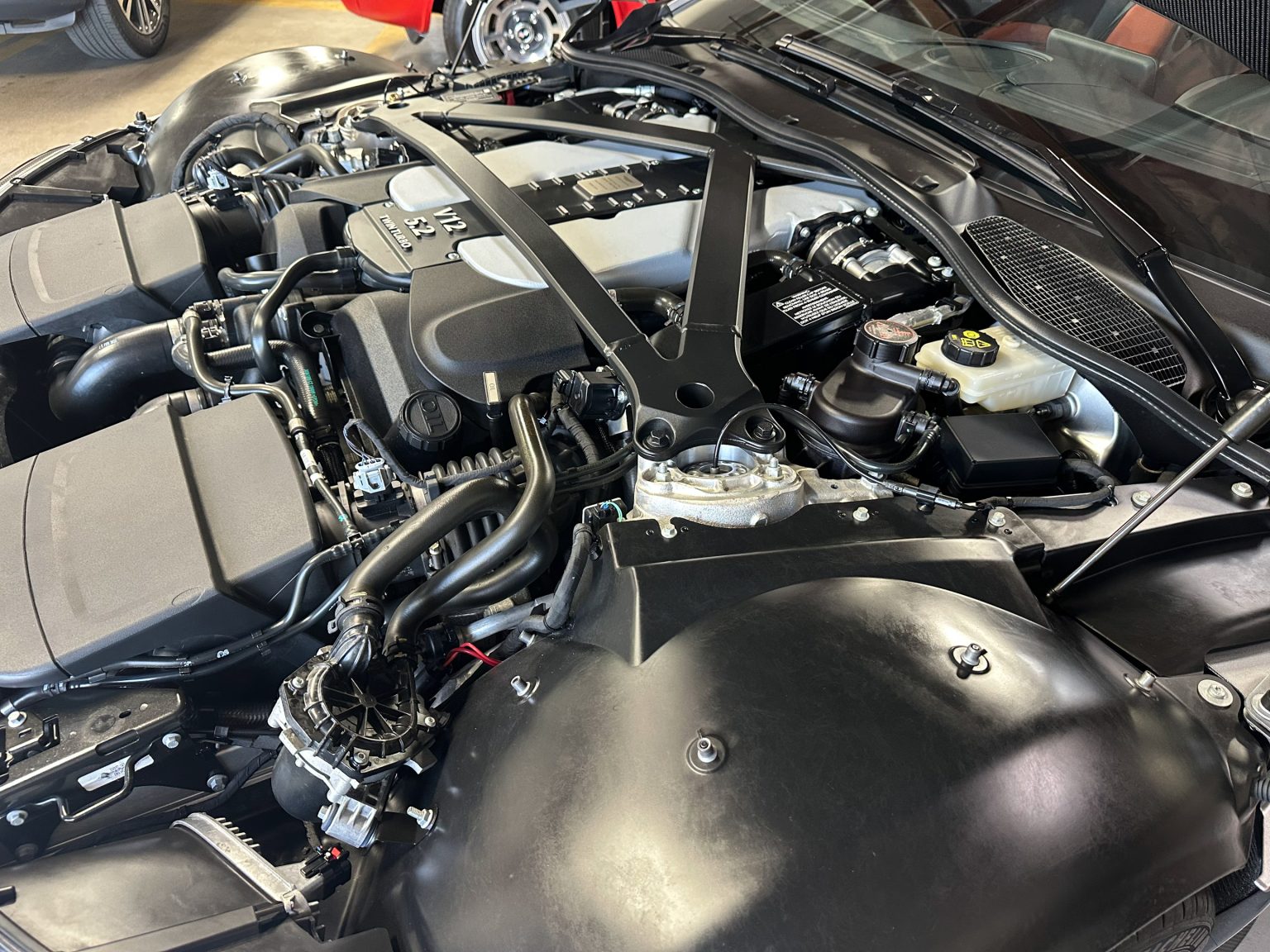 2023 Aston Martin Vantage V12 Roadster 0738