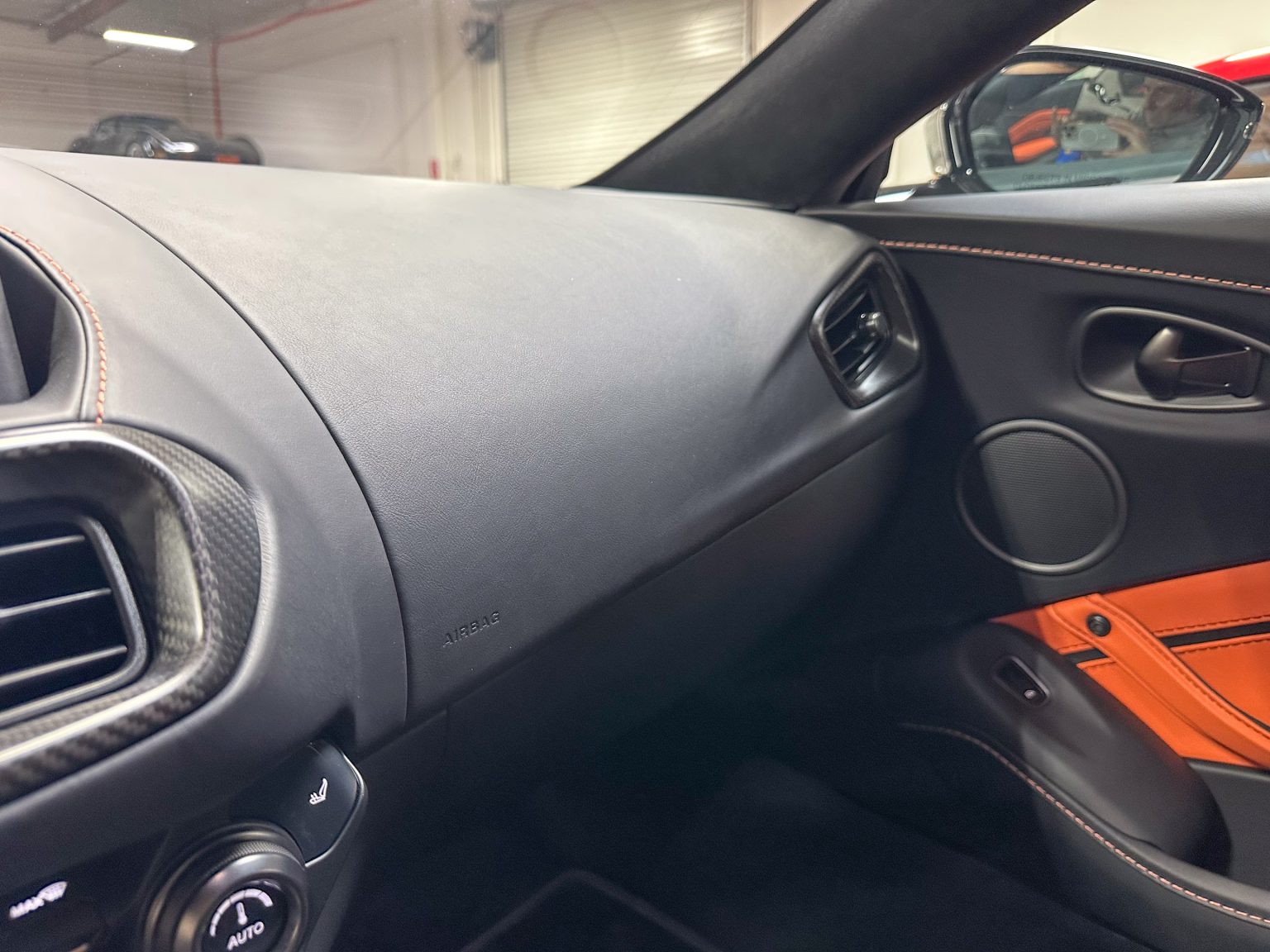 2023 Aston Martin Vantage V12 Roadster 0901