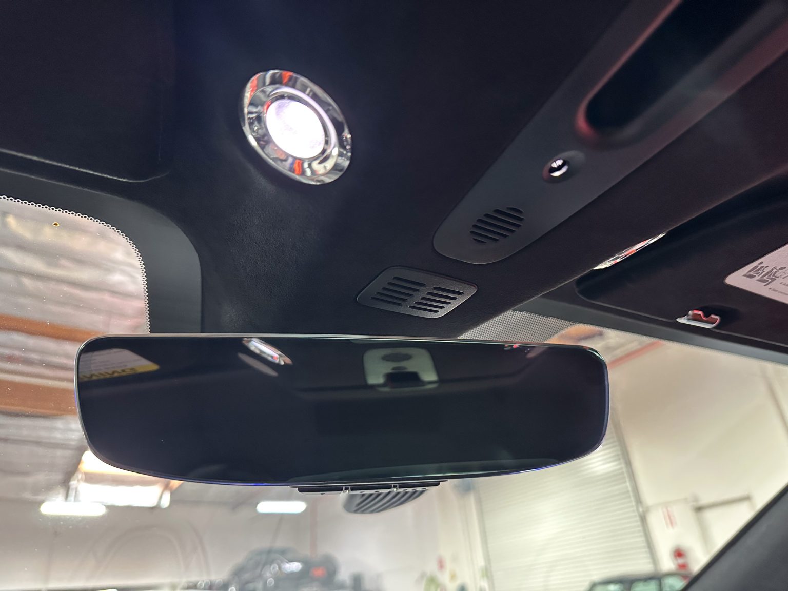 2023 Aston Martin Vantage V12 Roadster 0902