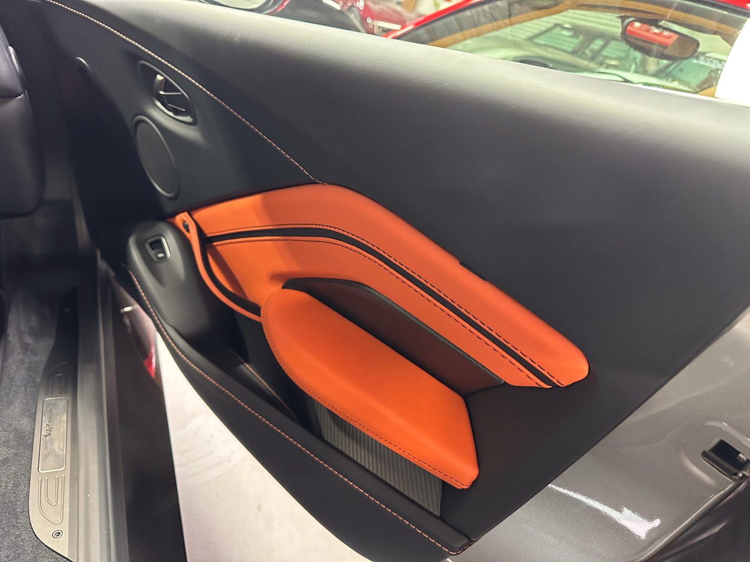 2023 Aston Martin Vantage V12 Roadster 0909