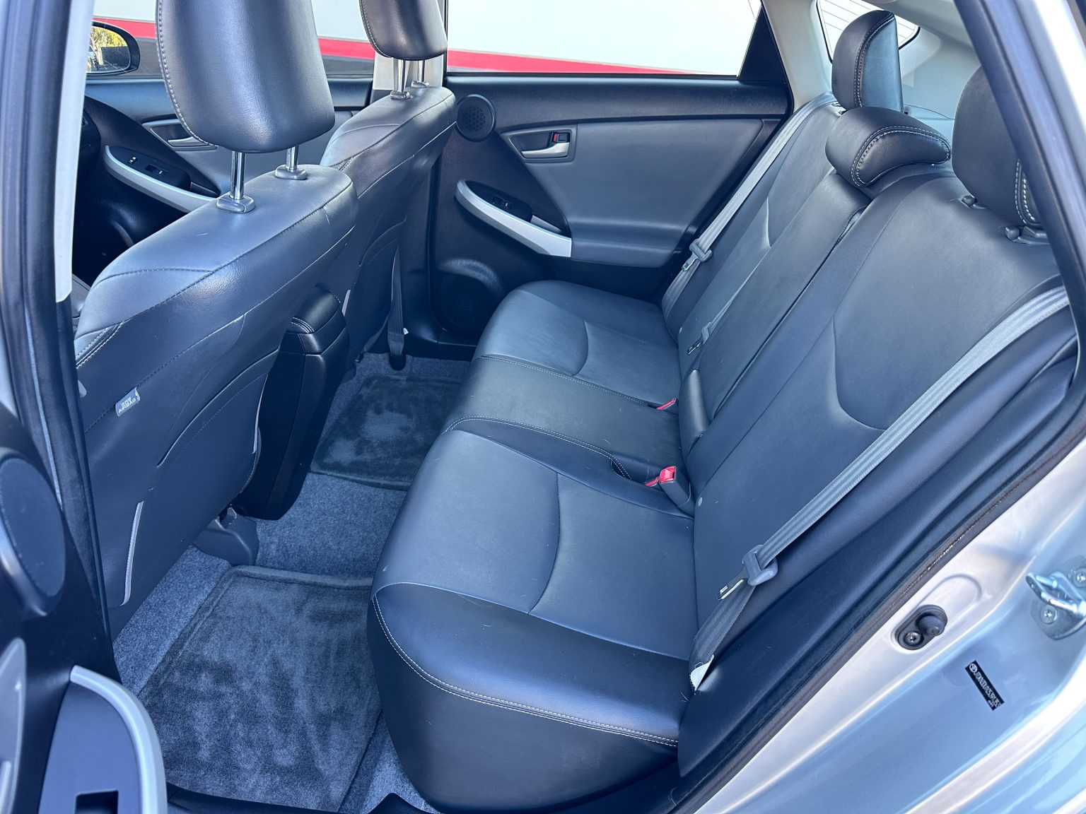 2012 Silver Toyota Prius 1267