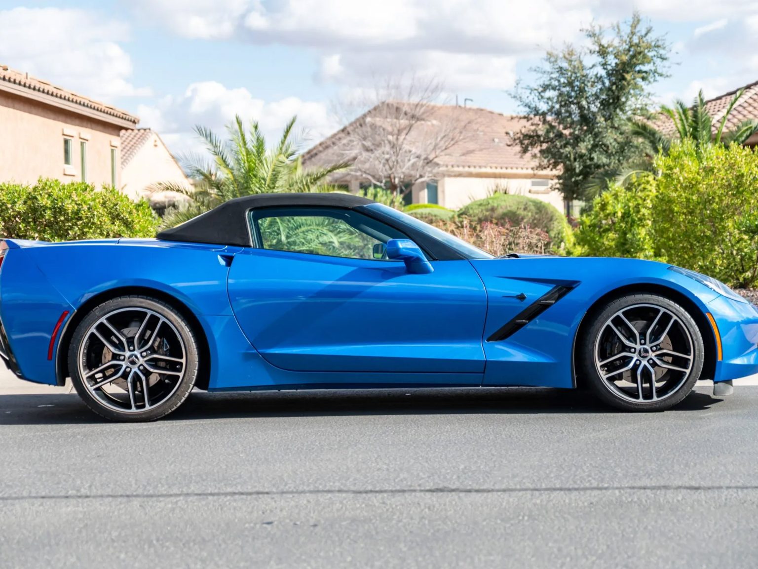 2015 Stingray Convertible 2LT Z51 with 9k miles 9