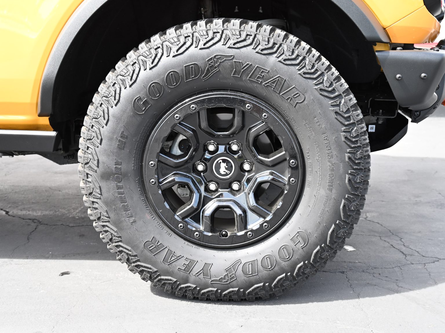 2021 Ford Branco Cyber Orange 0793