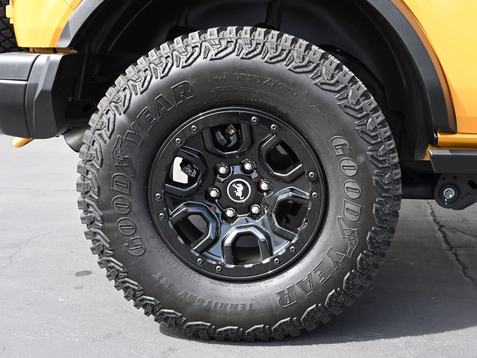 2021 Ford Branco Cyber Orange 0794