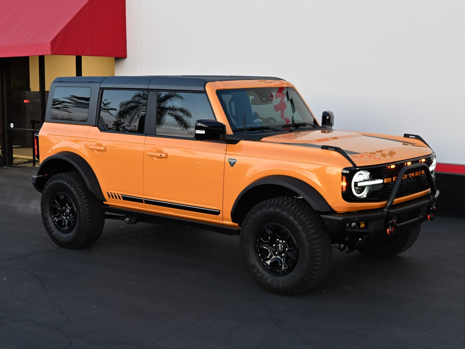 2021 Ford Branco Cyber Orange 0874